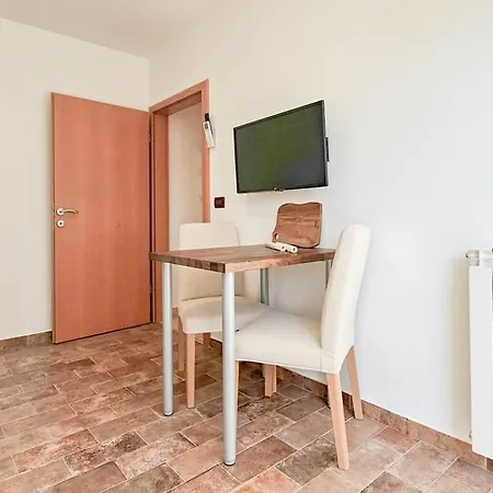 Apartment Barbara 2 Novigrad (Istria)