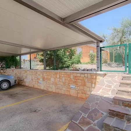 Barbara 2 * Новиград